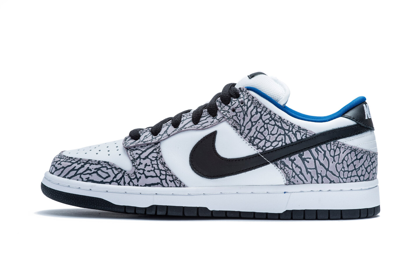 nike dunk low pro sb supreme white cement