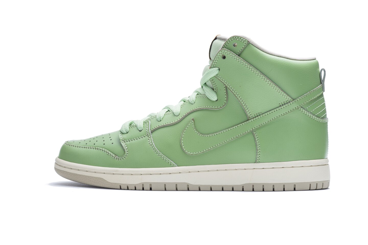 nike sb dunk statue of liberty