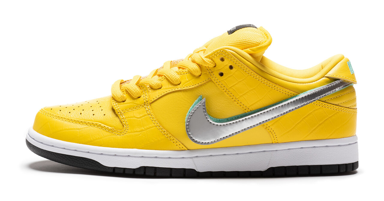 canary yellow diamond dunks
