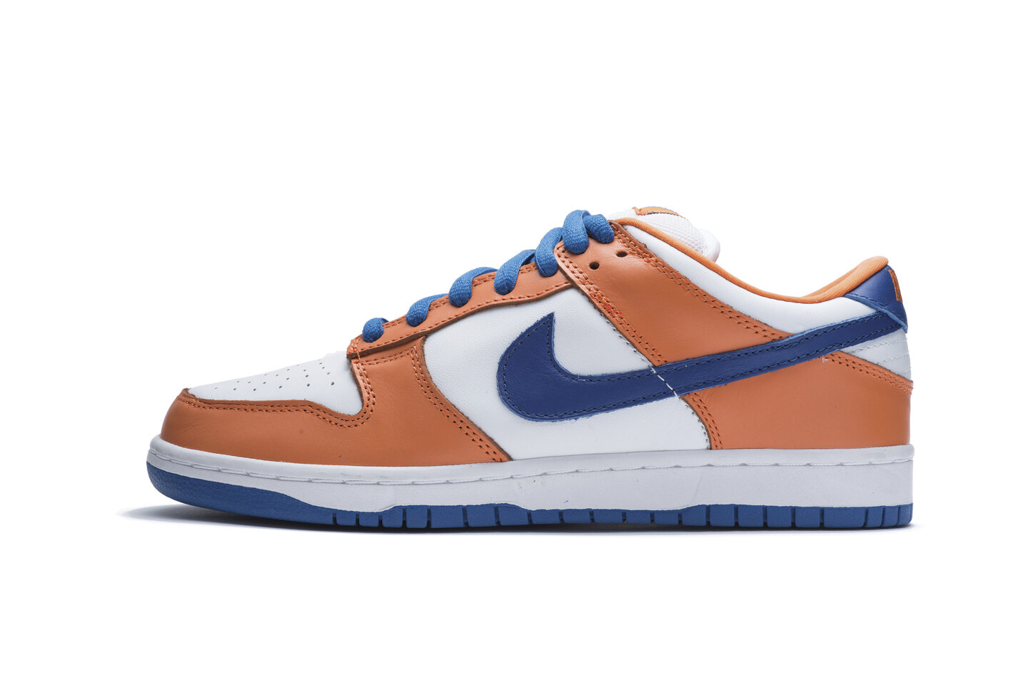 sb dunk orange box