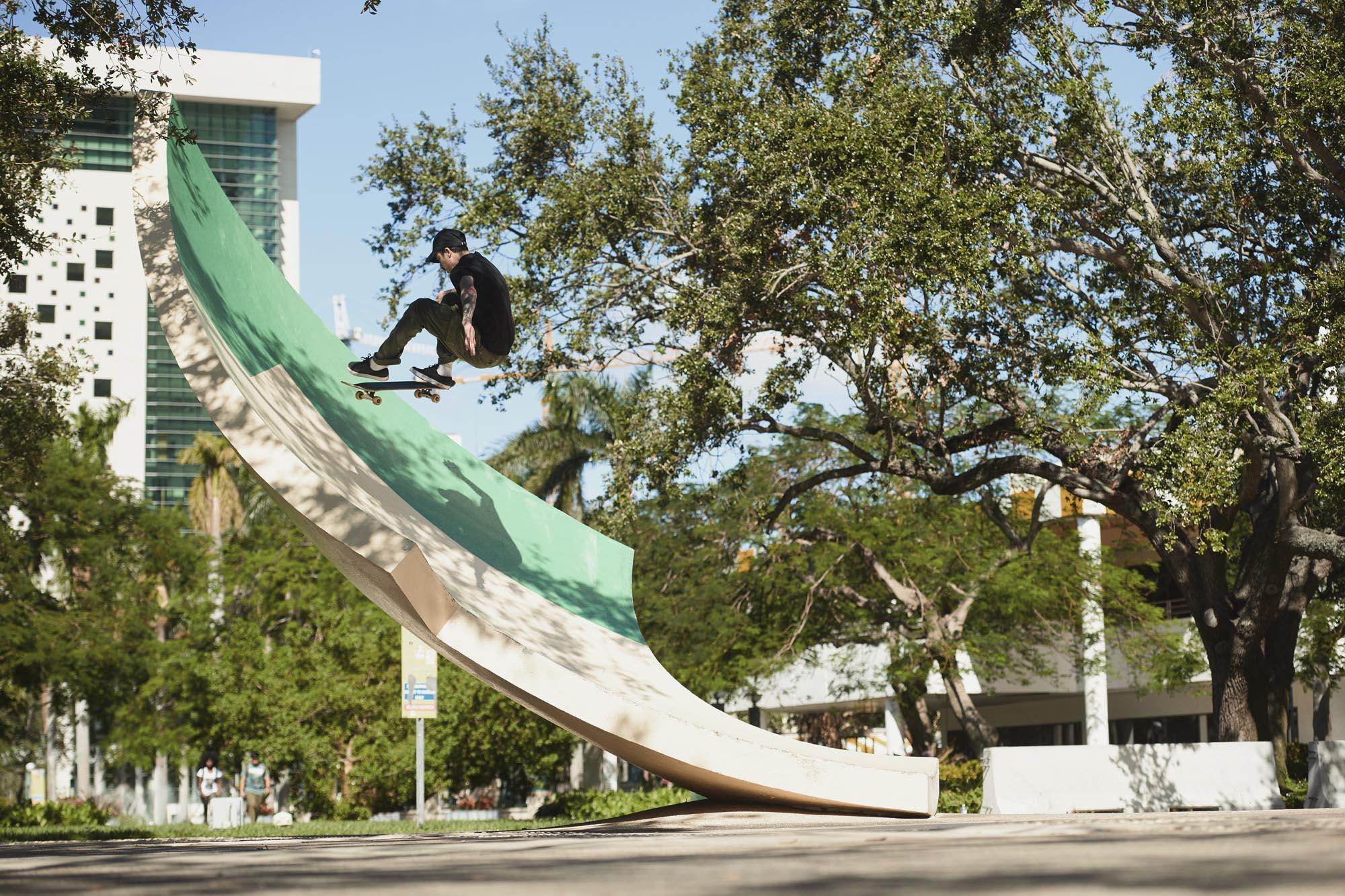 luan oliveira nike sb