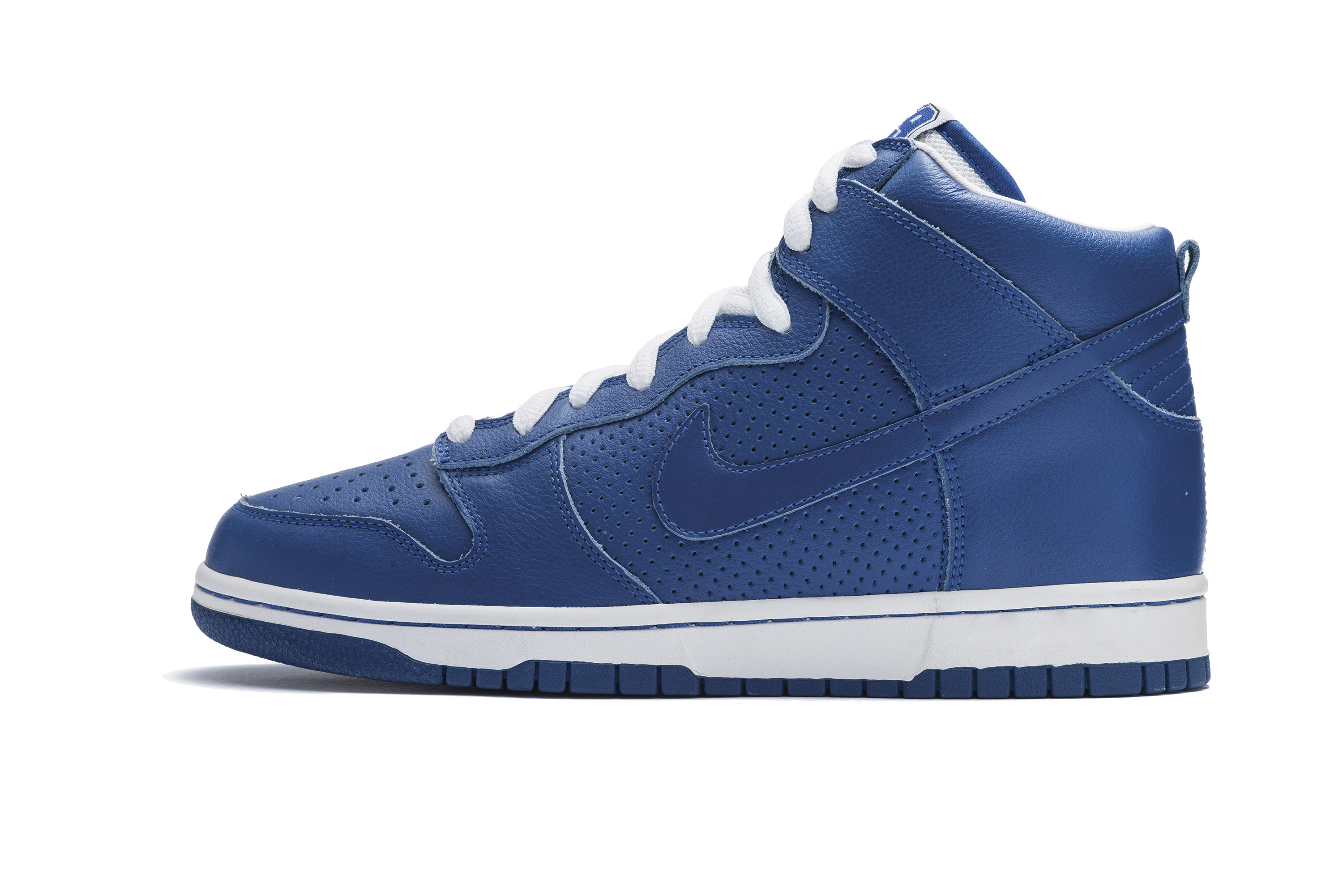 nikesb_dunk_T19.jpg