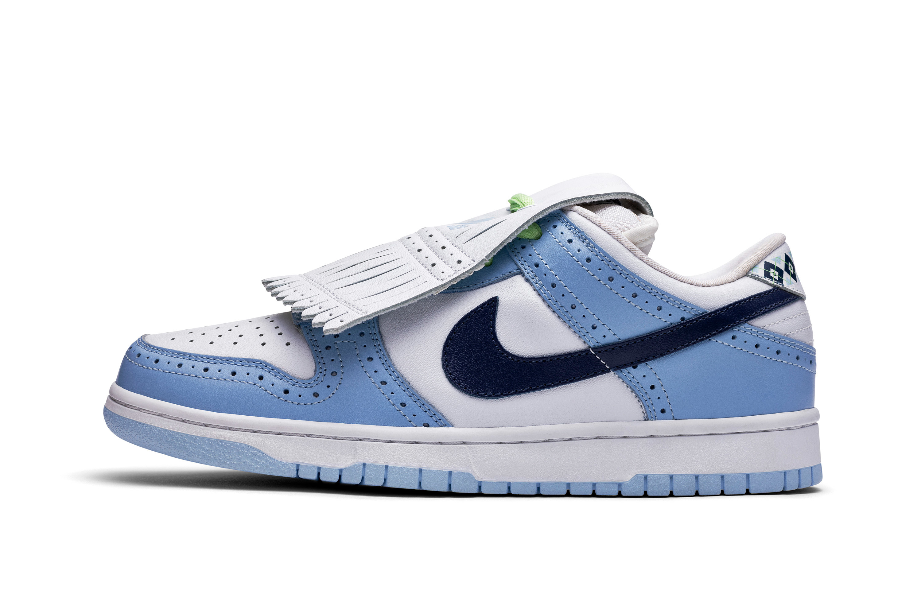 blue and white nike sb