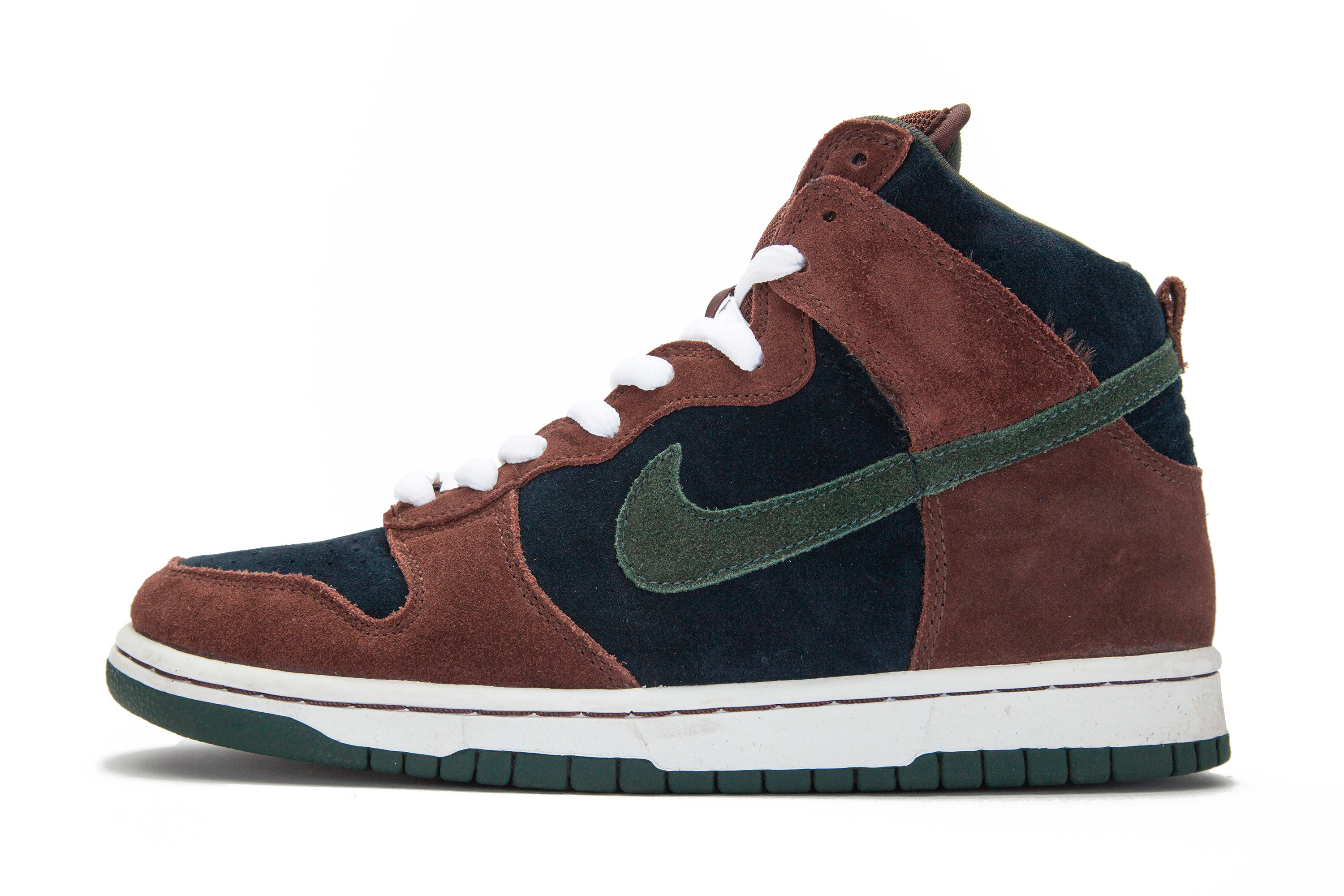 nike sb dunk brown